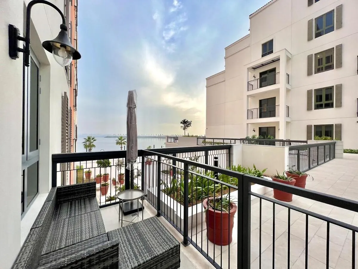 50 Shades Of Grey Luxury Apartment Near Beach Dubai